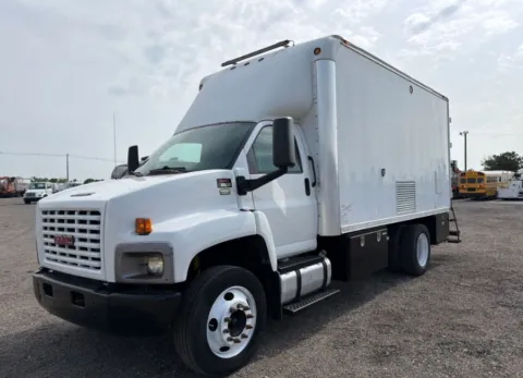 White 2006 GMC TC6500 Regular Cab for sale in Dayton, OH