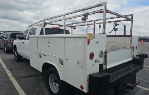 Photos of 2019 Chevrolet Silverado 3500 HD CC 2WD Crew Cab 171.5" WB, 59.06" CA WT for sale in Dayton, OH at Dayton Work Trucks