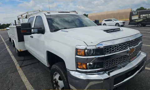 White 2019 Chevrolet Silverado 3500 HD CC 2WD Crew Cab 171.5" WB, 59.06" CA WT for sale in Dayton, OH