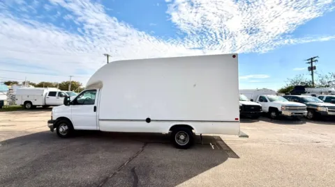 Photos of 2018 Chevrolet Express Commercial Cutaway 3500 Van 177" for sale in Dayton, OH at Dayton Work Trucks
