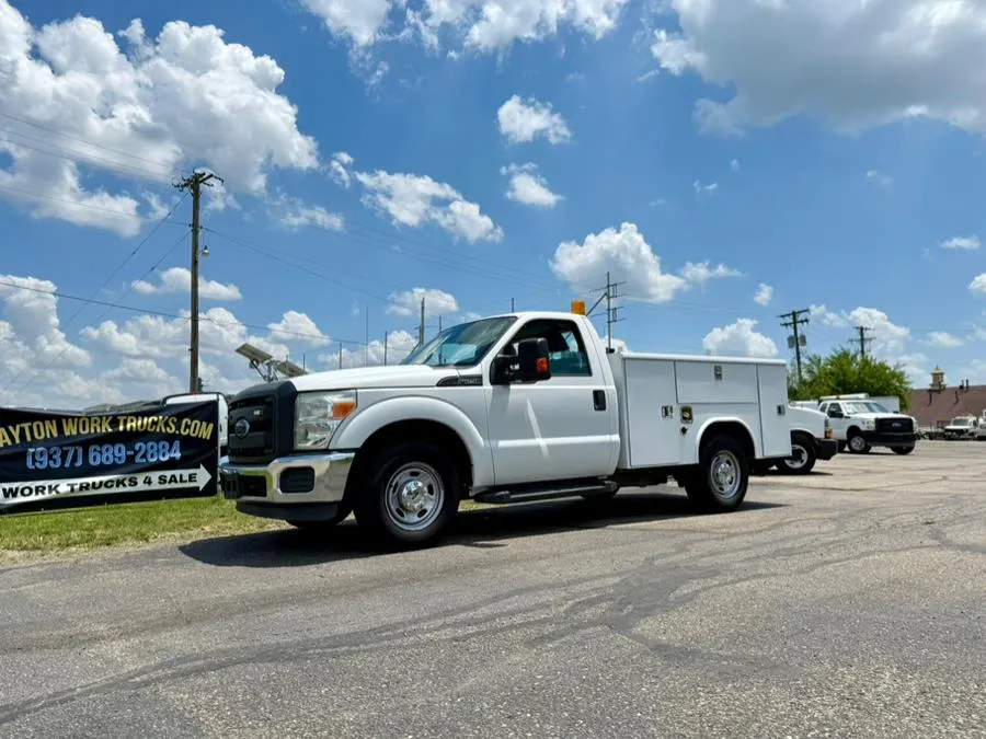 White 2015 Ford Super Duty F-250 SRW 2WD Reg Cab 137" XLT for sale in Dayton, OH