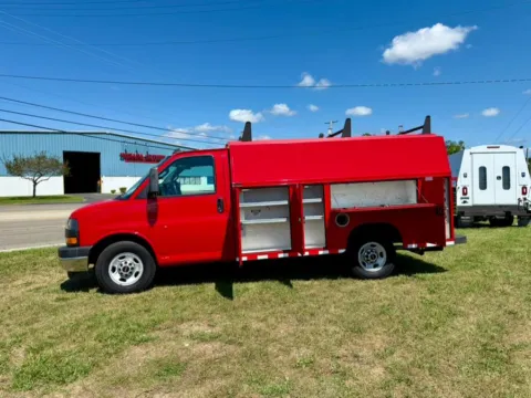Photos of 2018 GMC Savana Commercial Cutaway 3500 Van 139" for sale in Dayton, OH at Dayton Work Trucks