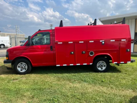 Photos of 2018 GMC Savana Commercial Cutaway 3500 Van 139" for sale in Dayton, OH at Dayton Work Trucks