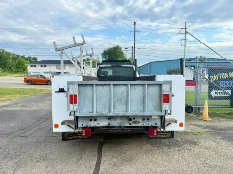 More photos of 2019 Ford Super Duty F-350 DRW XL 2WD Reg Cab 145" WB 60" CA at Dayton Work Trucks, OH