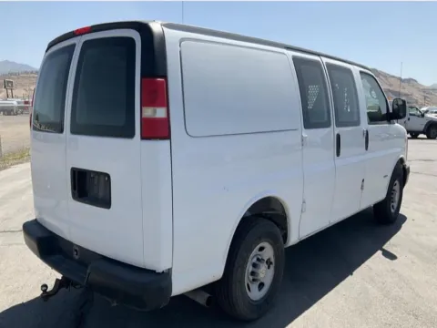White 2007 Chevrolet Express Cargo Van RWD 3500 135" for sale in Dayton, OH