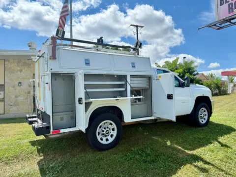 More photos of 2012 Chevrolet Silverado 3500HD 2WD Reg Cab 133.7" Work Truck at Dayton Work Trucks, OH