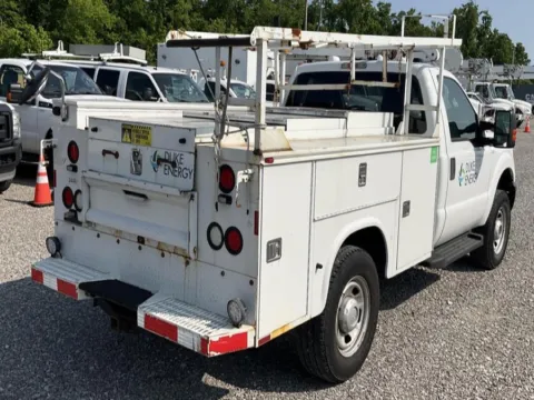 Another view of 2013 Ford Super Duty F-350 SRW 4WD Reg Cab 137" XL for sale in Dayton, OH at Dayton Work Trucks