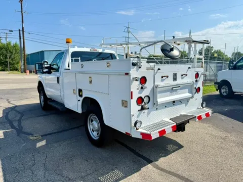 Another view of 2013 Ford Super Duty F-350 SRW 4WD Reg Cab 137" XL for sale in Dayton, OH at Dayton Work Trucks