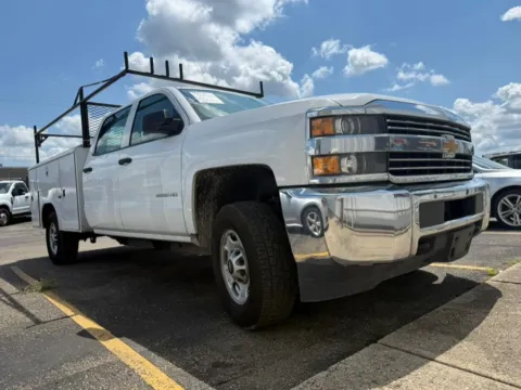 White 2017 Chevrolet Silverado 2500HD 4WD Crew Cab 167.7" Work Truck for sale in Dayton, OH