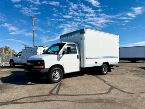 White 2017 Chevrolet Express Commercial Cutaway 3500 Van 139" for sale in Dayton, OH