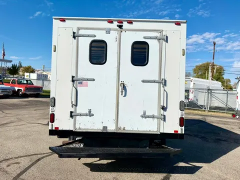 More photos of 2017 Chevrolet Express Commercial Cutaway 3500 Van 139" at Dayton Work Trucks, OH