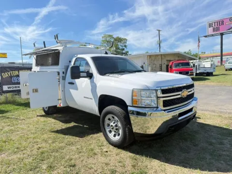 More photos of 2012 Chevrolet Silverado 2500HD 2WD Reg Cab 133.7" Work Truck at Dayton Work Trucks, OH