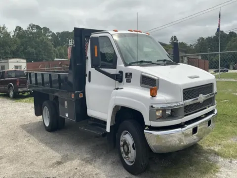 Photos of 2005 Chevrolet CC5500 Regular Cab 2WD for sale in Dayton, OH at Dayton Work Trucks
