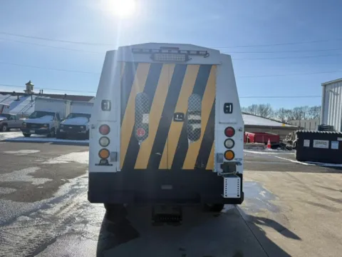 More photos of 2017 GMC Sierra 3500HD 4WD Reg Cab 133.6" at Dayton Work Trucks, OH