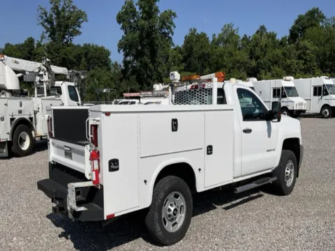 Another view of 2017 Chevrolet Silverado 2500HD 4WD Reg Cab 133.6" Work Truck for sale in Dayton, OH at Dayton Work Trucks