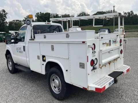 Another view of 2013 Ford Super Duty F-350 SRW 4WD Reg Cab 137" XLT for sale in Dayton, OH at Dayton Work Trucks
