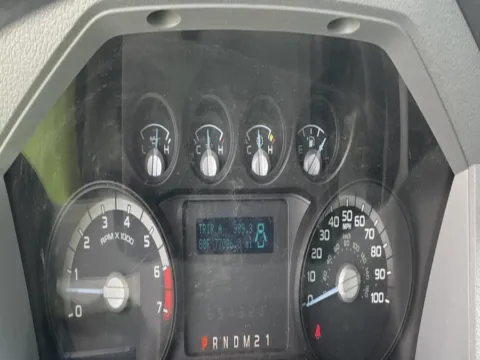 More photos of 2013 Ford Super Duty F-350 SRW 4WD Reg Cab 137" XLT at Dayton Work Trucks, OH