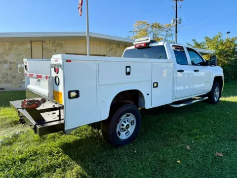 More photos of 2016 Chevrolet Silverado 2500HD 2WD Double Cab 158.1" Work Truck at Dayton Work Trucks, OH