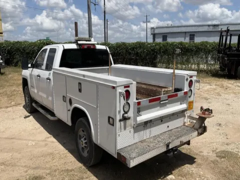 More photos of 2016 Chevrolet Silverado 2500HD 2WD Double Cab 158.1" Work Truck at Dayton Work Trucks, OH