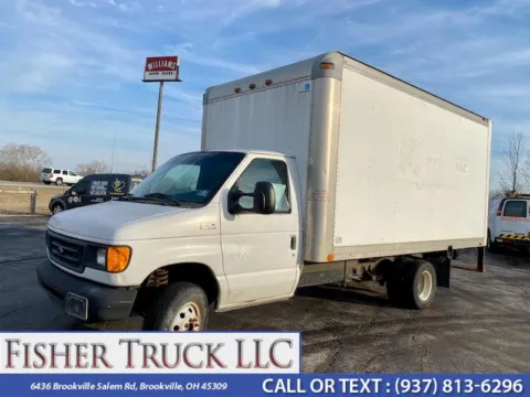 White 2003 Ford Econoline Commercial Cutaway E-350 Super Duty 158" WB DRW for sale in Dayton, OH