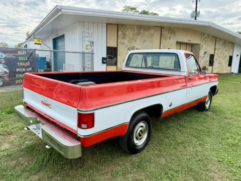 More photos of 1976 GMC Sierra C10 1500 Square Body at Dayton Work Trucks, OH