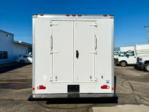 More photos of 2017 Ford E-Series Cutaway E-450 DRW 158" WB at Dayton Work Trucks, OH