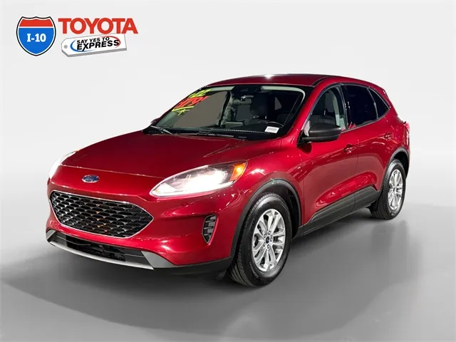 Red 2022 Ford Escape SE for sale in Indio, CA