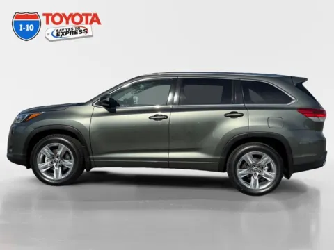 Photos of 2018 Toyota Highlander Limited for sale in Indio, CA at I-10 Toyota