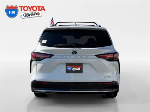 More photos of 2024 Toyota Sienna Limited at I-10 Toyota, CA