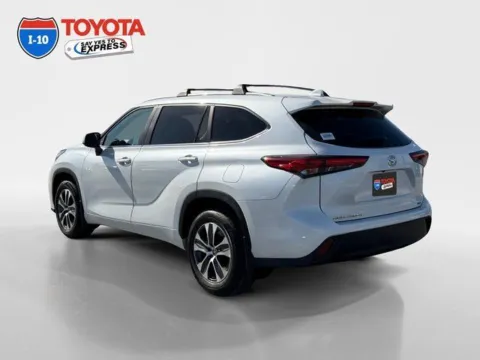 Another view of 2023 Toyota Highlander XLE for sale in Indio, CA at I-10 Toyota