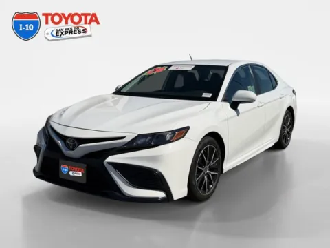 White 2024 Toyota Camry SE for sale in Indio, CA