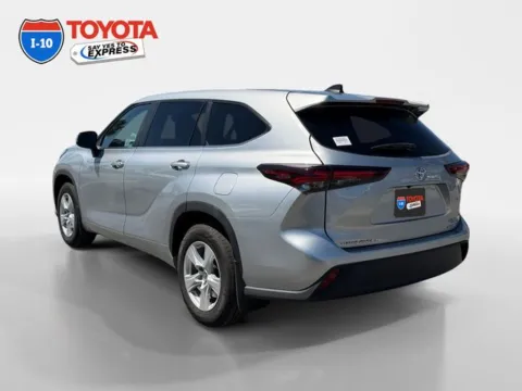 Another view of 2024 Toyota Highlander LE for sale in Indio, CA at I-10 Toyota