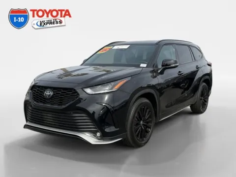 Black 2025 Toyota Highlander XSE for sale in Indio, CA
