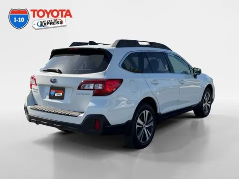 More photos of 2018 Subaru Outback 2.5i at I-10 Toyota, CA