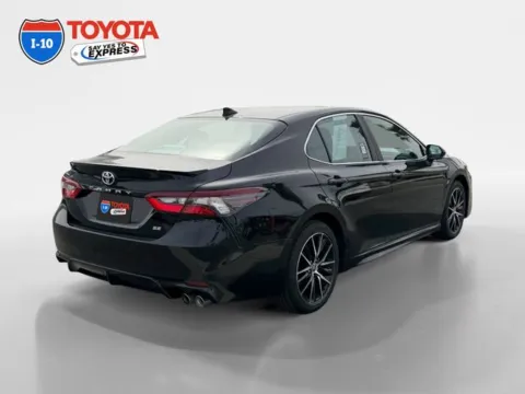 More photos of 2024 Toyota Camry SE at I-10 Toyota, CA