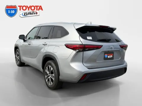 Another view of 2022 Toyota Highlander XLE for sale in Indio, CA at I-10 Toyota