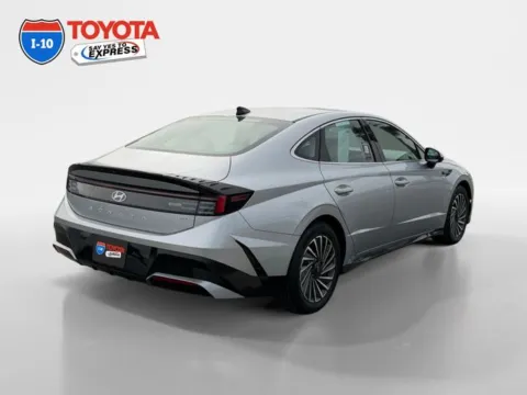 More photos of 2025 Hyundai Sonata Hybrid SEL at I-10 Toyota, CA