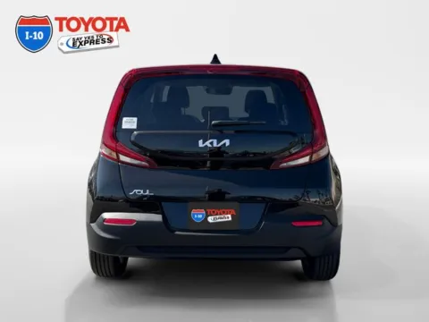 More photos of 2022 Kia Soul LX at I-10 Toyota, CA