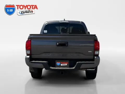 More photos of 2018 Toyota Tacoma TRD Off-Road at I-10 Toyota, CA