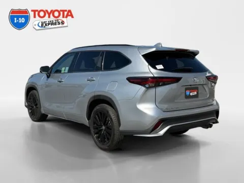 Another view of 2025 Toyota Highlander XSE for sale in Indio, CA at I-10 Toyota