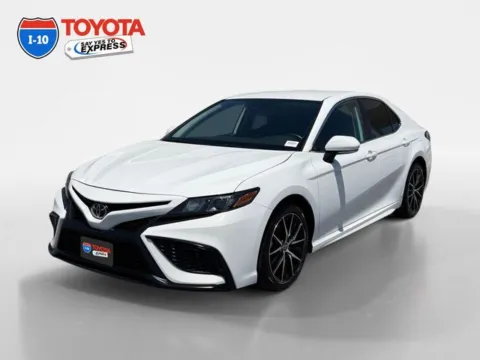 White 2024 Toyota Camry SE for sale in Indio, CA