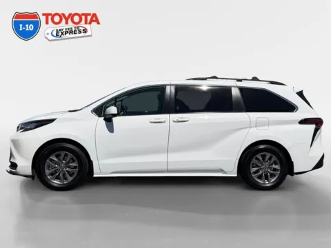 Photos of 2022 Toyota Sienna LE for sale in Indio, CA at I-10 Toyota