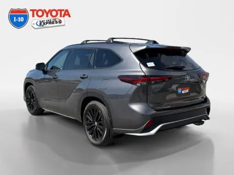 Another view of 2024 Toyota Highlander XSE for sale in Indio, CA at I-10 Toyota