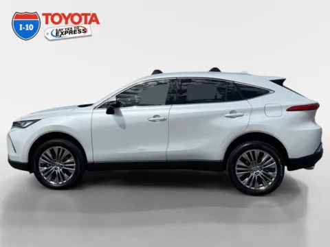 Photos of 2024 Toyota Venza XLE for sale in Indio, CA at I-10 Toyota