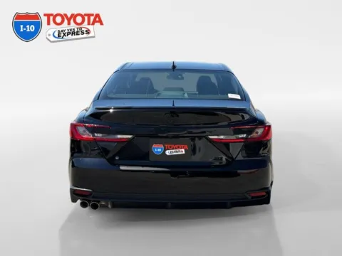 More photos of 2025 Toyota Camry SE at I-10 Toyota, CA