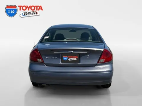 More photos of 2000 Ford Taurus SES at I-10 Toyota, CA