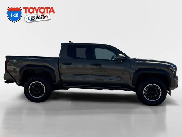Toyota Tacoma photo 6