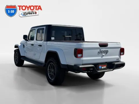 Another view of 2020 Jeep Gladiator Overland for sale in Indio, CA at I-10 Toyota