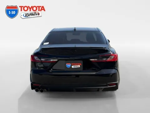 More photos of 2025 Toyota Camry SE at I-10 Toyota, CA