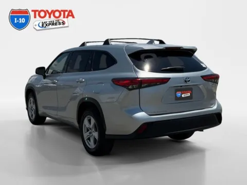 Another view of 2020 Toyota Highlander Hybrid LE for sale in Indio, CA at I-10 Toyota